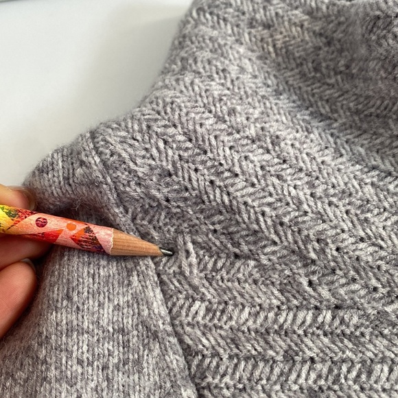 2/$25 Gray Slubby three-quarter zip formal office long sleeve sweater size small - Picture 10 of 10